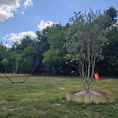 Petit Manoir A La Campagne Avec Piscine Et Jaccuzi Couesmes-vauce