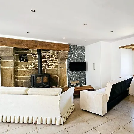 Petit Manoir A La Campagne Avec Piscine Et Jaccuzi