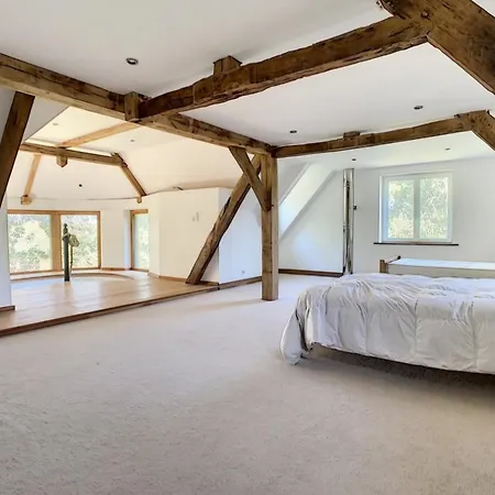Petit Manoir A La Campagne Avec Piscine Et Jaccuzi *