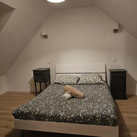 Petit Manoir A La Campagne Avec Piscine Et Jaccuzi Holiday home